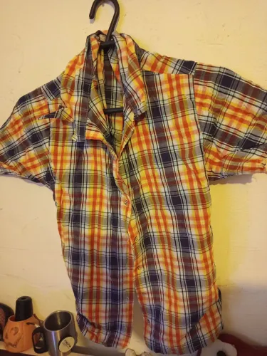 Blusa xadrez laranja