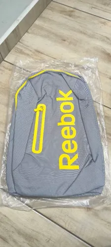 Mochila Reebok cinza/amarelo