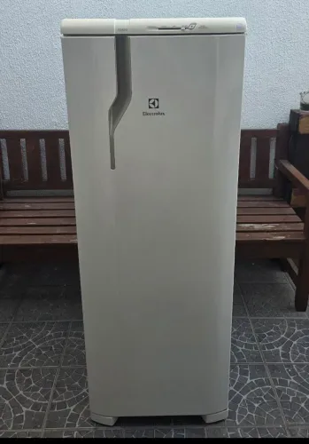 Geladeira Electrolux  RDE33 220 volts + entrega grátis em Sorocaba. 