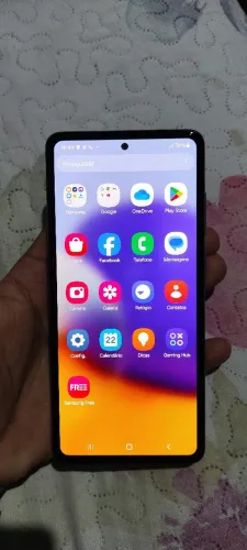 Celular em excelente estado
