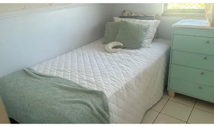 Cama tamanho solteiro king com bicama box