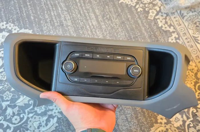 Rádio original com moldura, Onix LT 2019