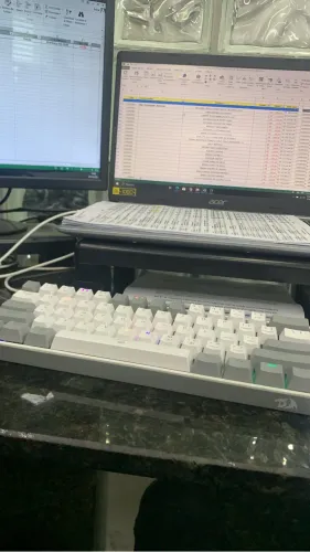 Teclado Mecânico Gamer Redragon Fizz RGB K617 - Compacto 60% | Seminovo