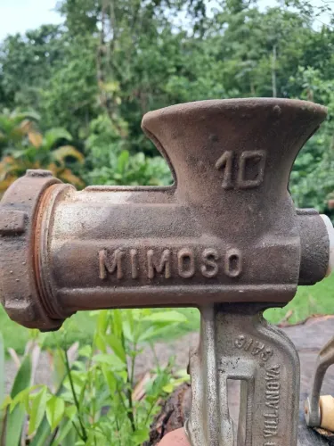 Máquina de moer carne mimoso número 10