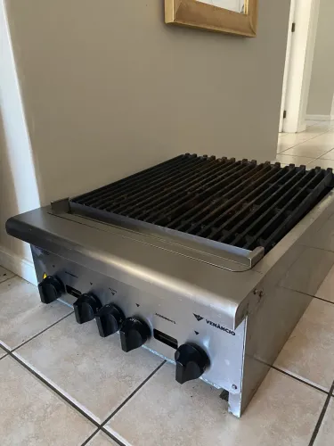 Chapa Charbroiler a Gás Venâncio