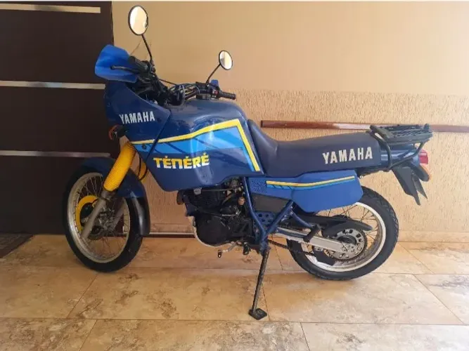 TÉNÉRÉ 1990 