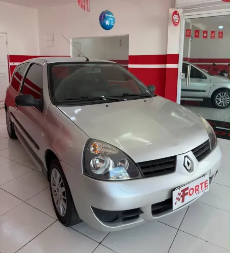 Renault Clio Campus Hi-flex 1.0 16V 3P 2010