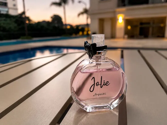 Perfume Jolie Novo