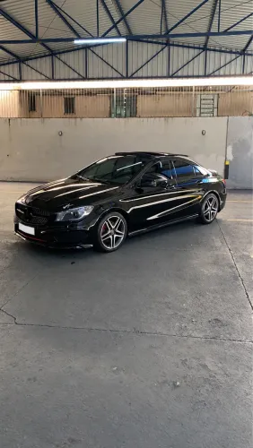 Mercedes-Benz CLA-250 Sport 4matic 2.0 16V 211cv Aut. 2015