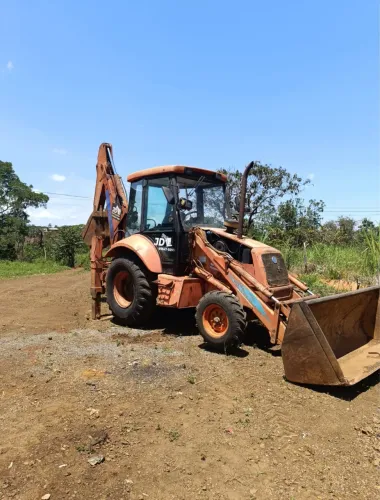 Retroescavadeira Fiatallis FB 90.2