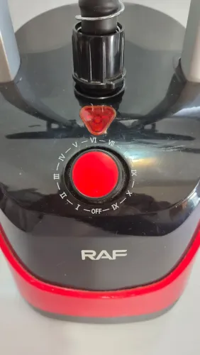 Passadeira a vapor RAF
