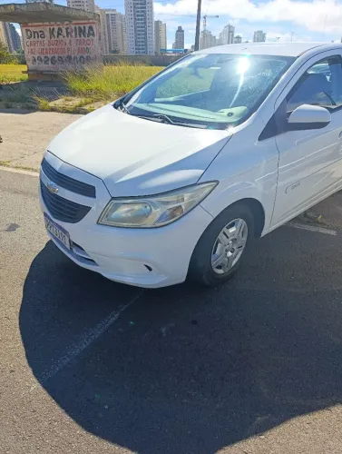 Chevrolet Onix JOY Hatch 1.0 8V Flex Mec. 4P 2017