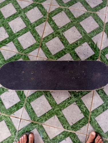 Skate iniciante Minimo 60kg pra baixo