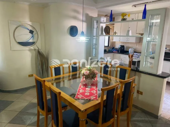 Casa Residencial à Venda em Santo André (Parque Novo Oratório) 444 m² , 3 suítes, sacada