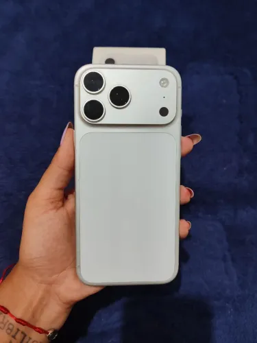 IPhone 17 pro max 256gb garantia fevereiro/2027