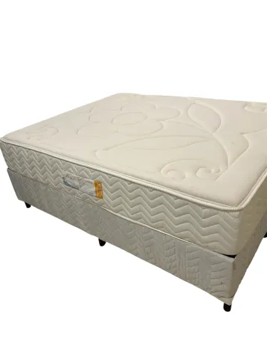 Cama Queen Size Completa (Colchão Paropas Animus + Box) Com uma semana de usa