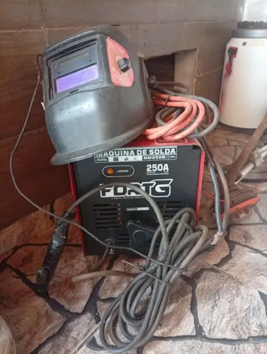 Máquina de solda 110/220, 250A