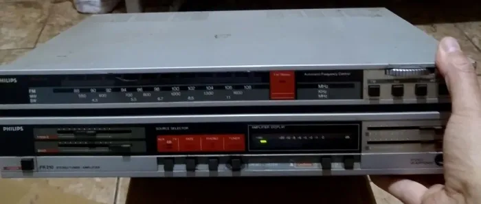 Amplificador Philips FR210 Vintage Clássico Liga Ideal Para Som Retrô