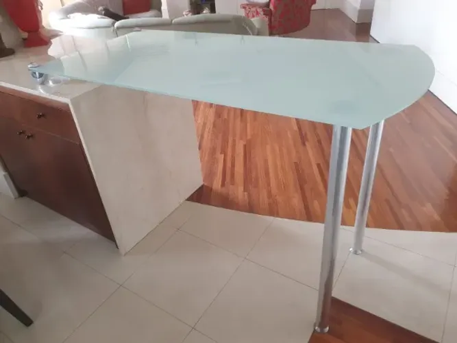 Mesa de parede em vidro temperado 10 mm - 70 x 1,50