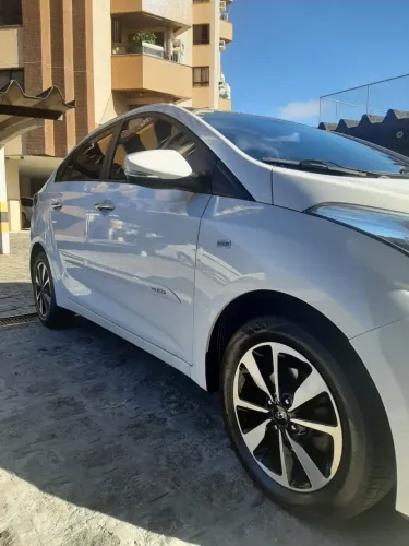 Hyundai HB20S C.style/c.plus1.6 Flex 16V Aut. 4P 2017