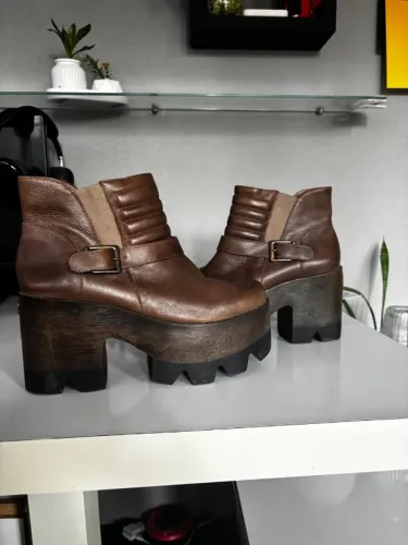 Bota Plataforma Tratorada Benditas Mujeres 38