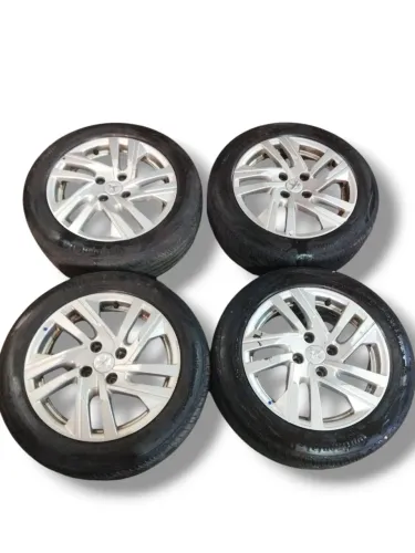 Jogo De Rodas Aro 16 Com Pneu 195 55 Do Peugeot 208 Detalhe