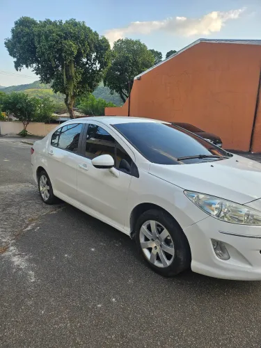 Peugeot 408 Sedan Allure 2.0 Flex 16V 4P Aut. 2013