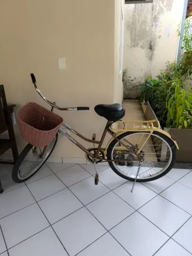 Bicicleta antiga retrô Monark aro 26 conservada