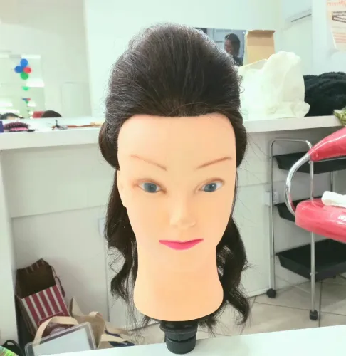 Boneca para penteado