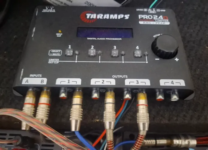 Processador taramps novo PRO 2.4 D