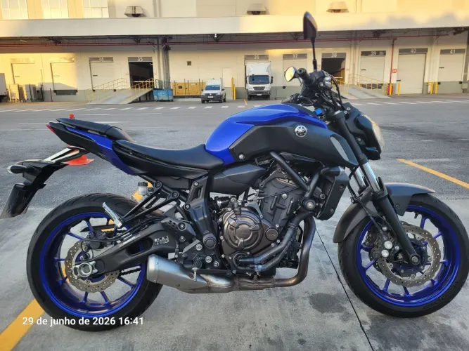 MOTO EM EXCELENTE ESTADO