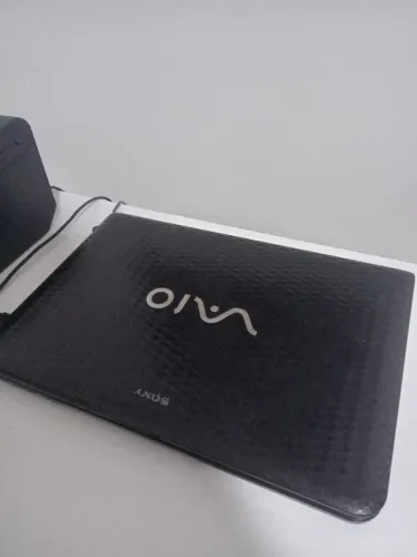 Notbook sony i3 8 gigas de ram ssd 120
