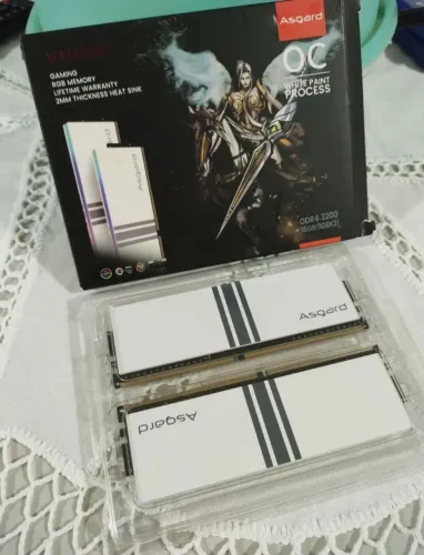 MEMÓRIA ASGARD VALKYRIE RGB 16GB ( 2X8) 3200Mhz CL18
