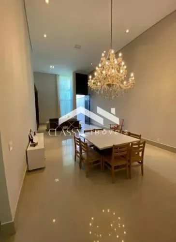 Casa térrea no Jardim Sul (Uberlândia)  360 m² terreno, 3 quartos, espaço gourmet com chur
