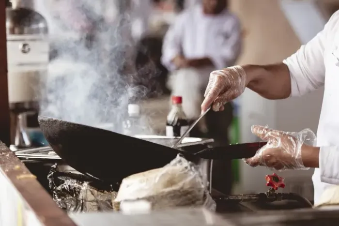 VAGA AUXILIAR DE COZINHA