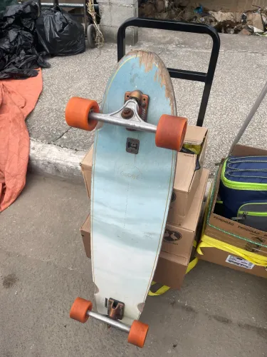 Longboard globe 