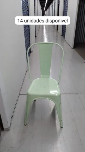 Cadeira de ferro
