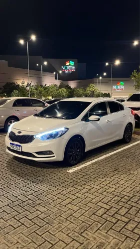 Kia Motors Cerato 1.6 16V Flex Aut. 2015
