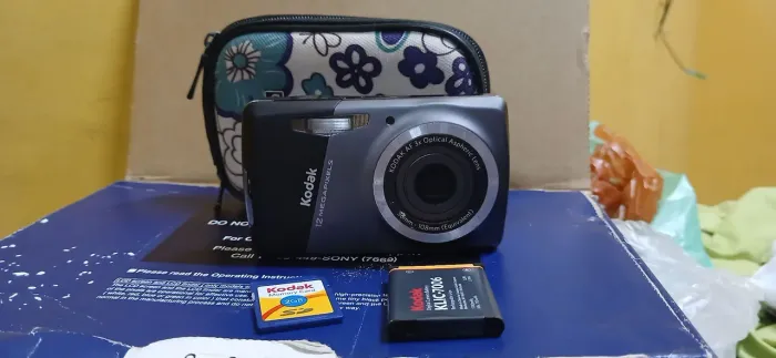 Camera Kodak EasyShare M530 (leiam)