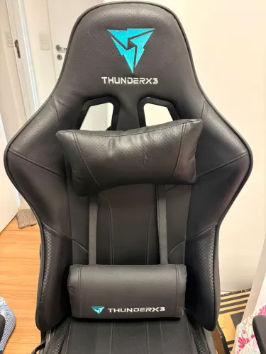 Cadeira Gamer ThunderX3 - R$ 150