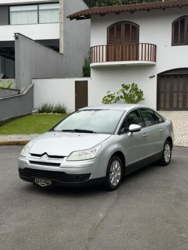 Citroen C4 Pallas GLX 2.0/ 2.0 Flex Aut. 2011