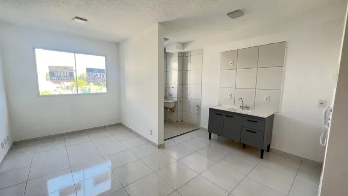 Ap de 2º andar - Entrada 4mil - parcela R$ 1.200 - Use FGTS