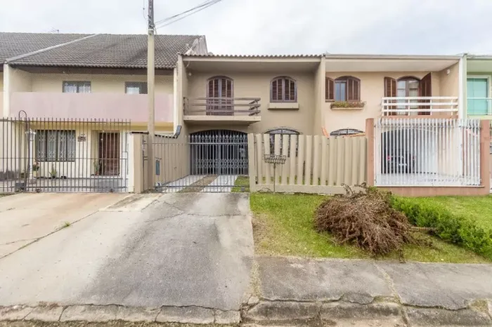 Sobrado com 3 dormitórios, 173 m² - Jardim das Américas - Curitiba/PR