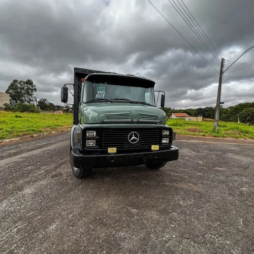Caminhão Boiadeiro-Mercedes Bens