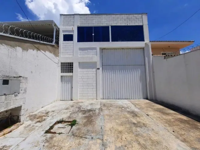Galpão comercial à venda com 235 m² - Jardim Tulipas - Sorocaba/SP.