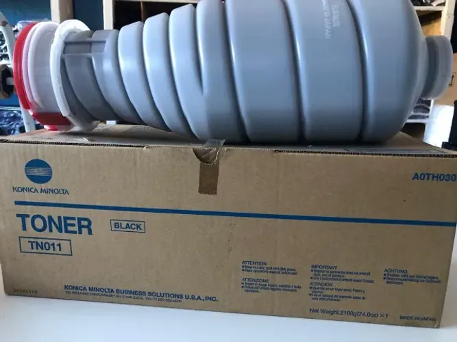 Cartucho de toner Konica Minolta TN 011 Original