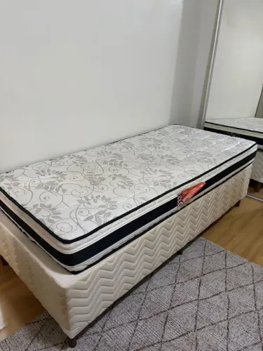 Cama box de solteiro
