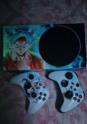 XBOX SERIES S 512GB + 2 Controle Original - Parcelo