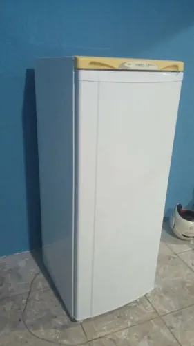 Geladeira funciona perfeitamente fácilito a entrega