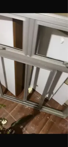 Janela 1,20 por 1,20 sem vidro